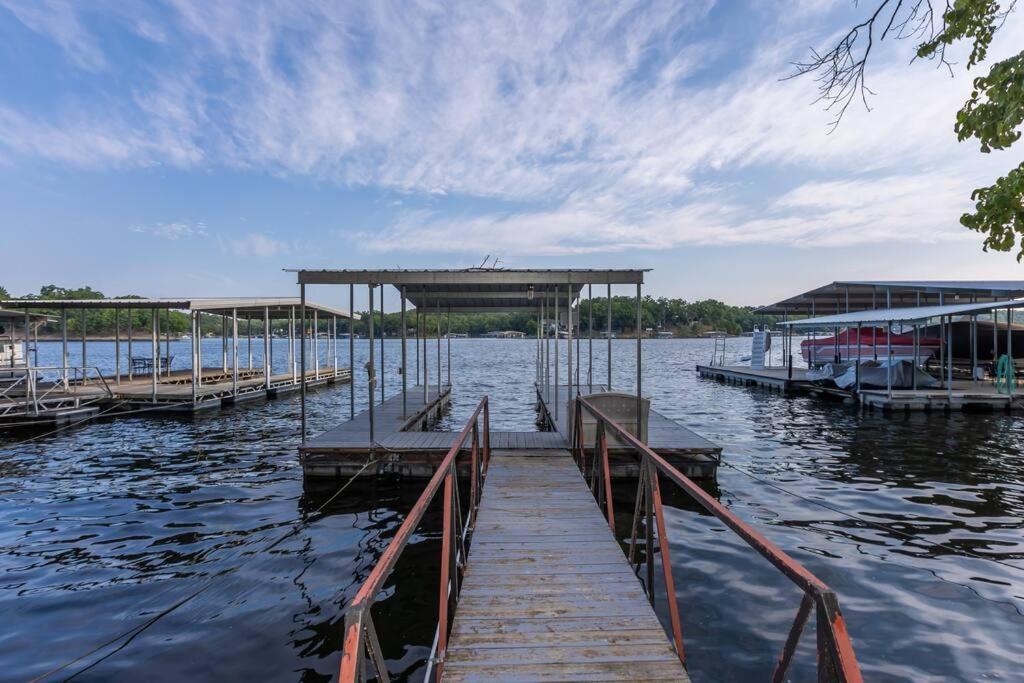 Funky Little Lakehouse - Private Dock And Sunset View Sunrise Beach Exterior photo