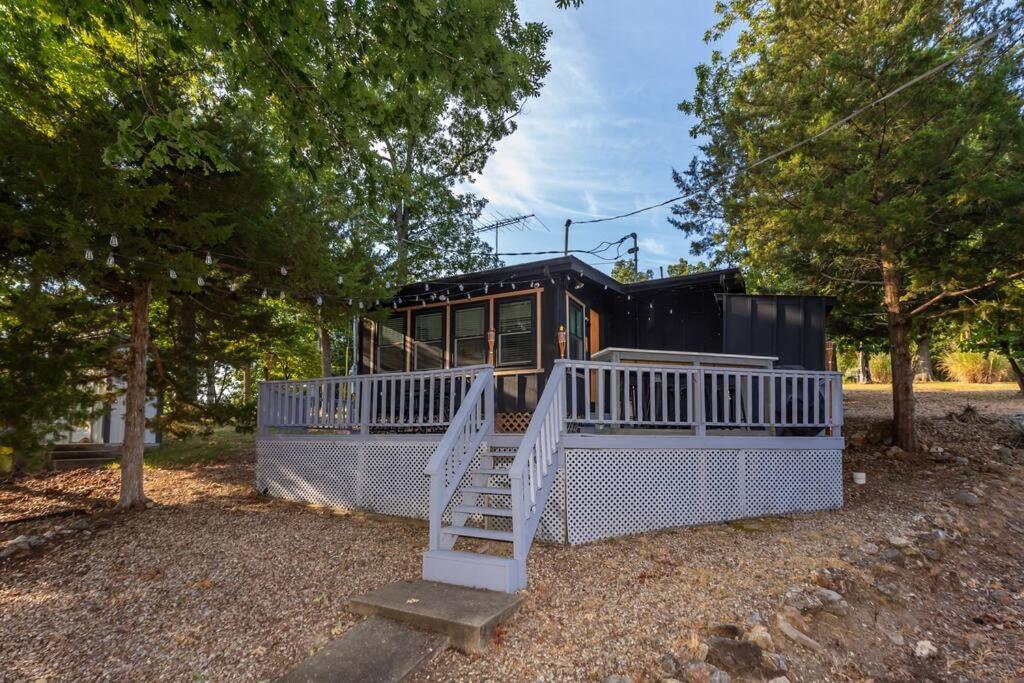 Funky Little Lakehouse - Private Dock And Sunset View Sunrise Beach Exterior photo