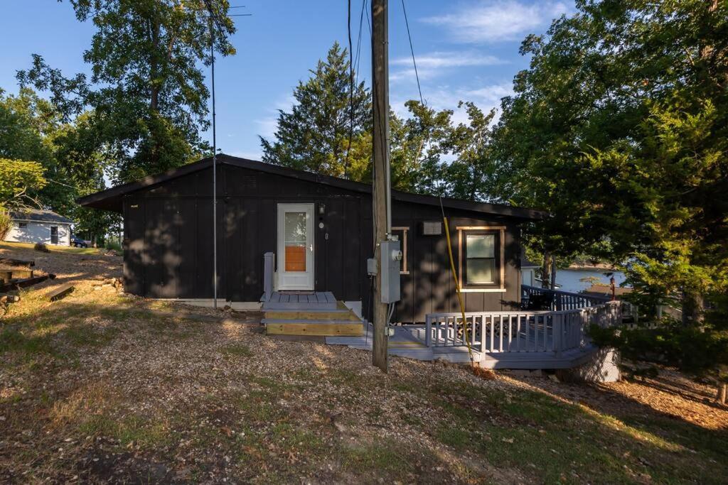 Funky Little Lakehouse - Private Dock And Sunset View Sunrise Beach Exterior photo